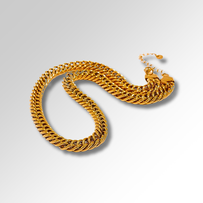 Gilded Strength ~A blend of power and gold-plated elegance~