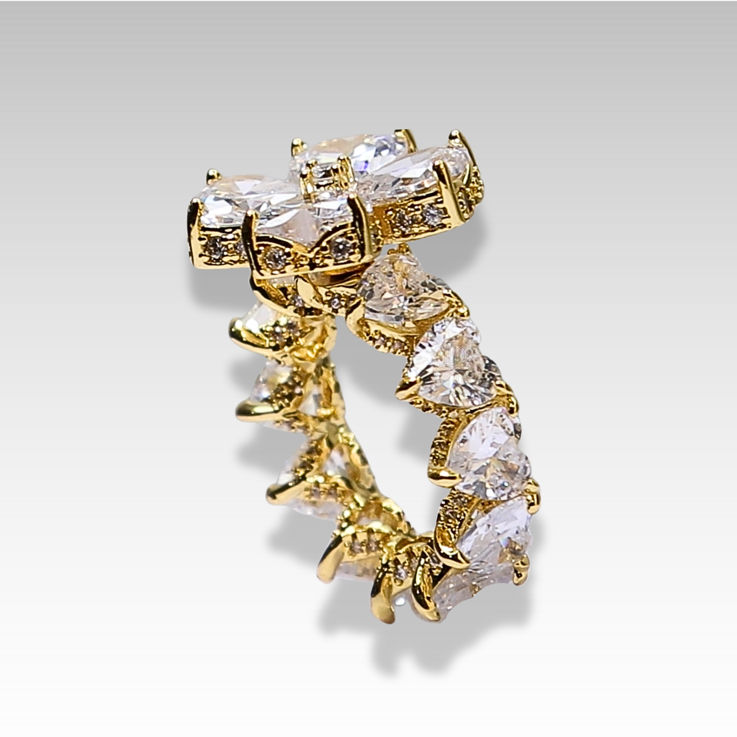 Signature Icy Clover Ring Crystal Bloom