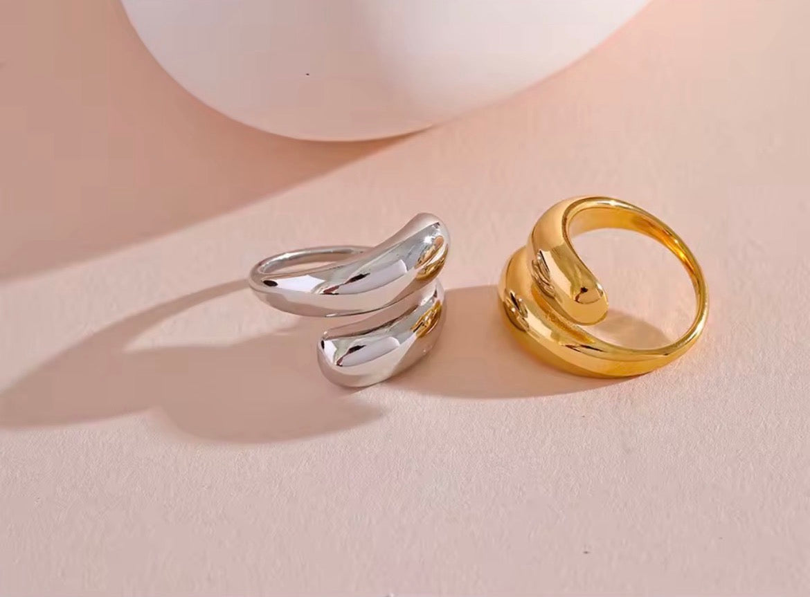 The Infinite Luxe Ring
